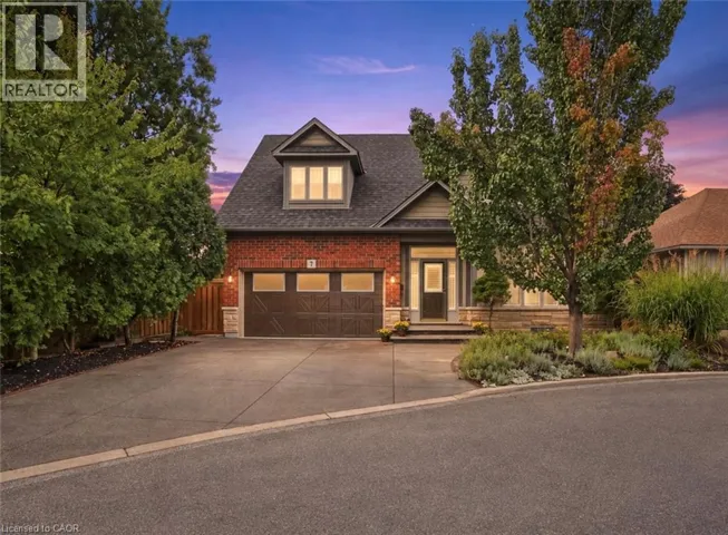 7-31 BOOK Road, Grimsby, Ontario L3M2M3