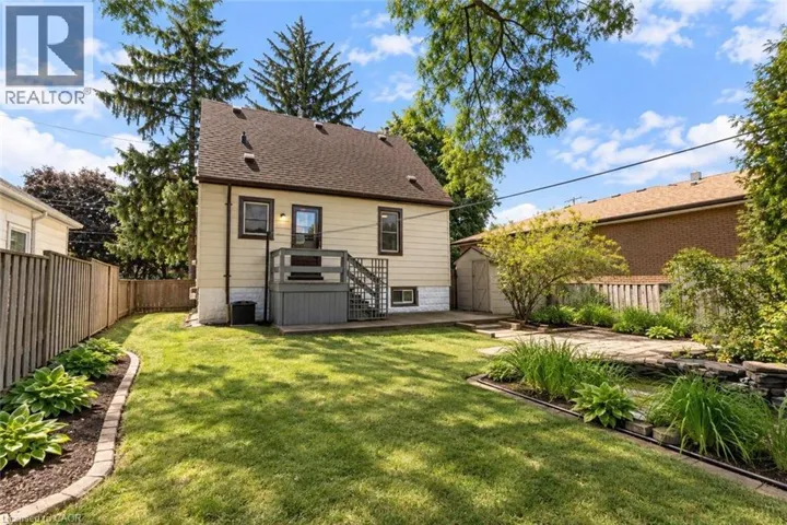 269 QUEENSDALE Avenue E, Hamilton, Ontario L9A1L3