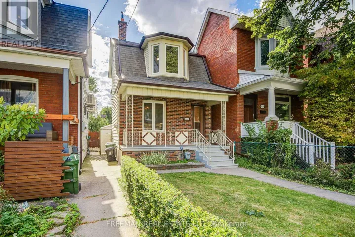912 MANNING AVENUE, Toronto (Annex), Ontario M6G2X4