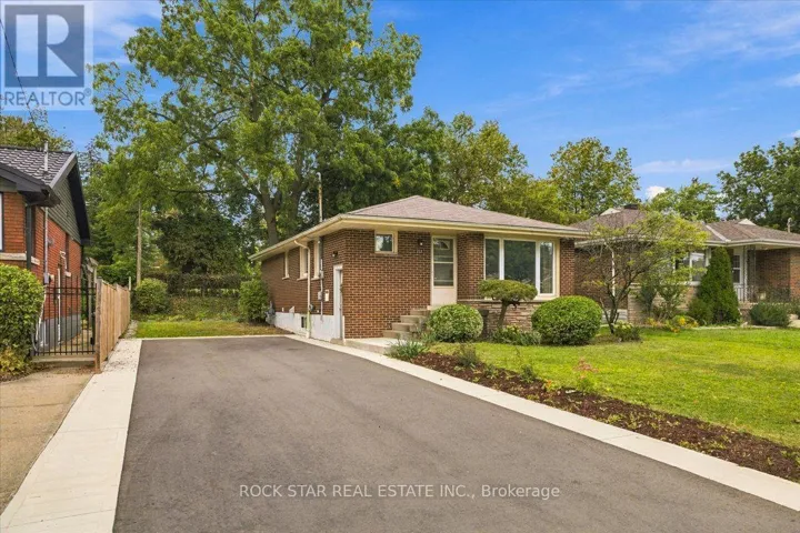 212 WEST 33RD STREET, Hamilton (Westcliffe), Ontario L9C5J5