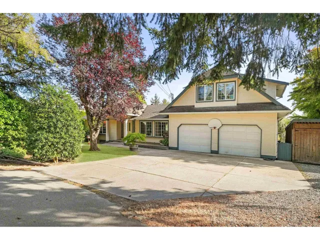 20094 24 AVENUE, Langley, British Columbia V2Z1Z7