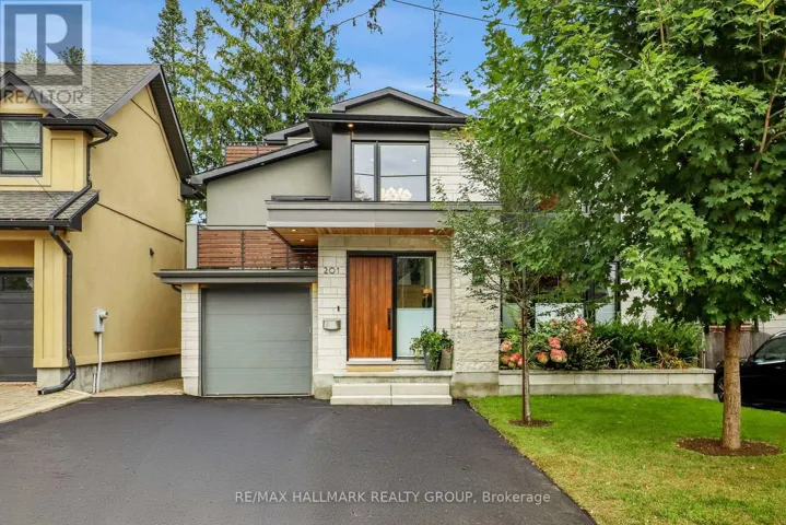 201 FARADAY STREET, Ottawa, Ontario K1Y3M5