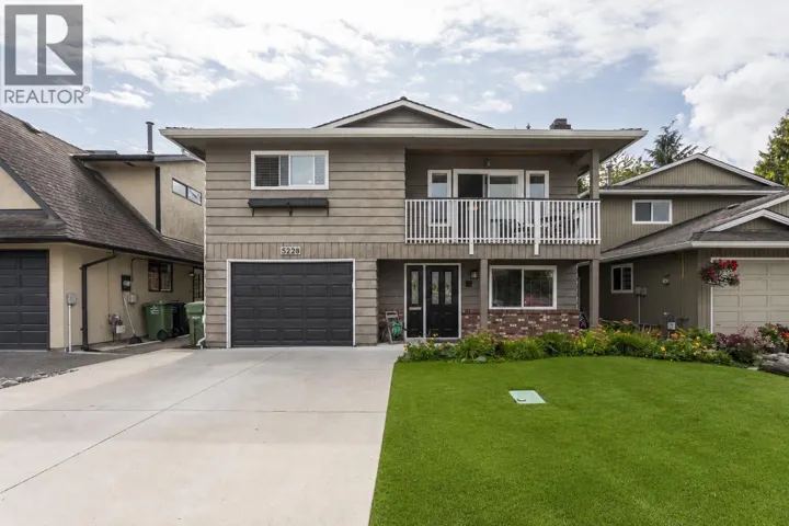 5228 HOLLYFIELD AVENUE, Richmond, British Columbia V7E4T8