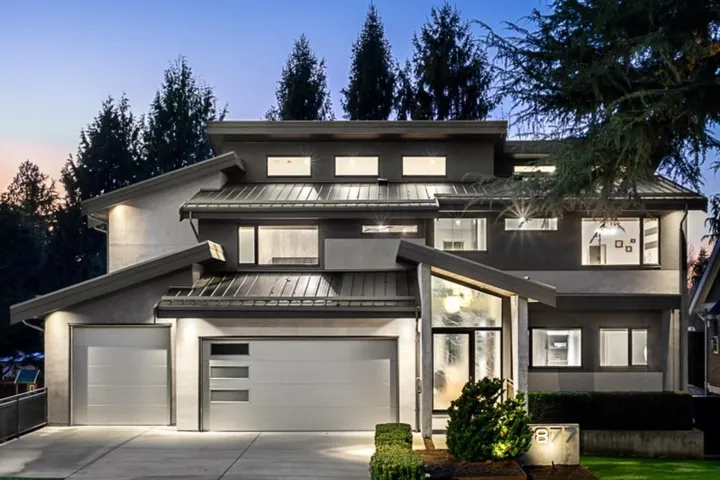 1877 126 STREET, Surrey, British Columbia V4A3P4