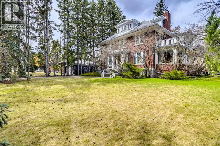 916 DURHAM Avenue SW, Calgary, Alberta T2T0P6