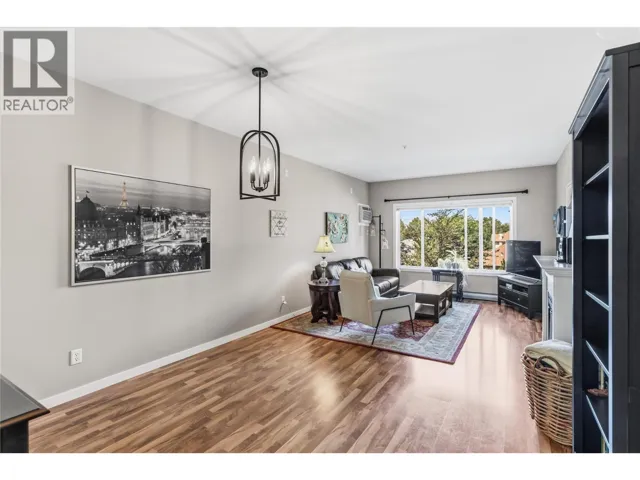688 Lequime Road Unit# 301, Kelowna, British Columbia V1W1A4