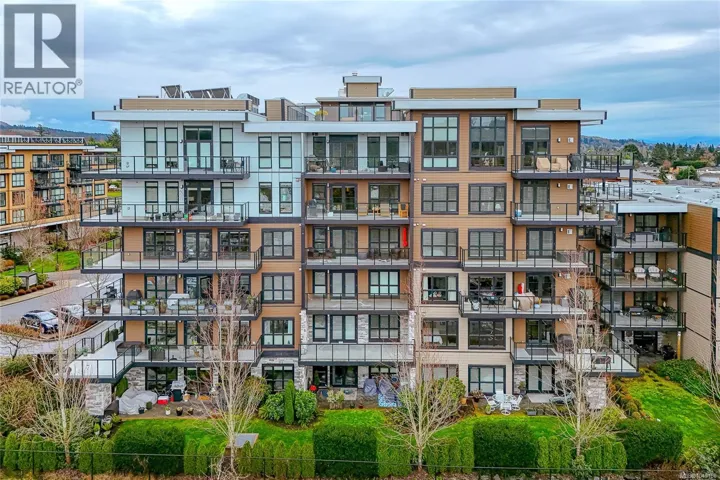 109 741 Travino Lane, Saanich, British Columbia V8Z0G3