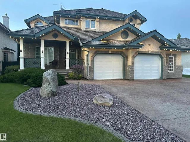 170 BLACKBURN DR W SW, Edmonton, Alberta T6W1B6