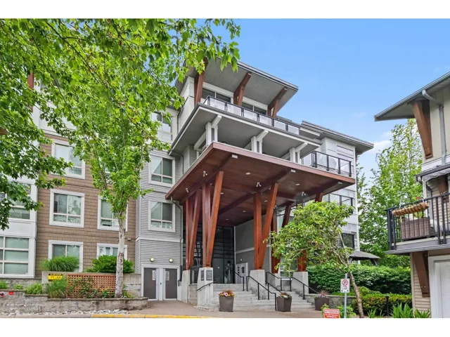 401 6688 120 STREET, Surrey, British Columbia V3W1T8