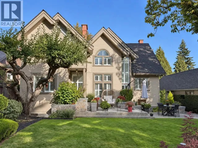 5819 WALLACE STREET, Vancouver, British Columbia V6N2A3
