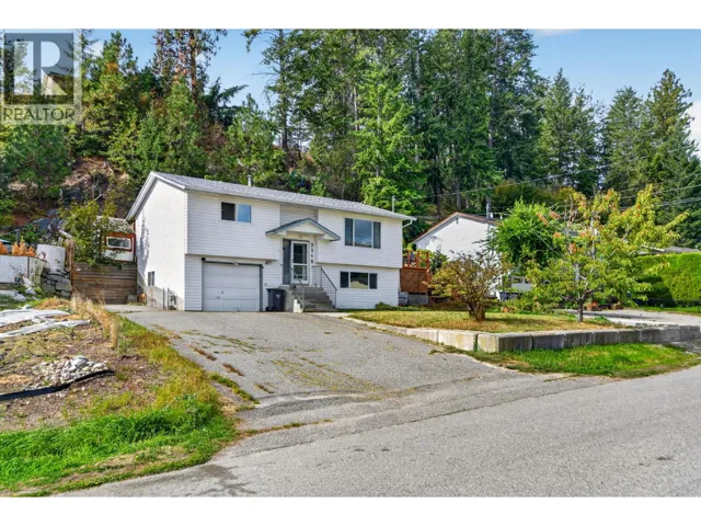 3246 McGinnis Road, West Kelowna, British Columbia V4T1A8