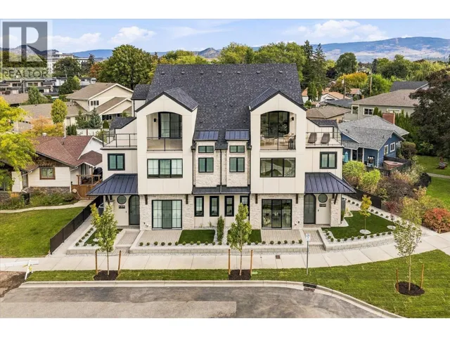 2435 Taylor Crescent Unit# 2, Kelowna, British Columbia V1Y4L9