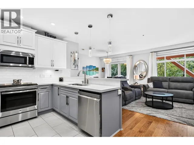 208 12565 190A STREET, Pitt Meadows, British Columbia V3Y0E1