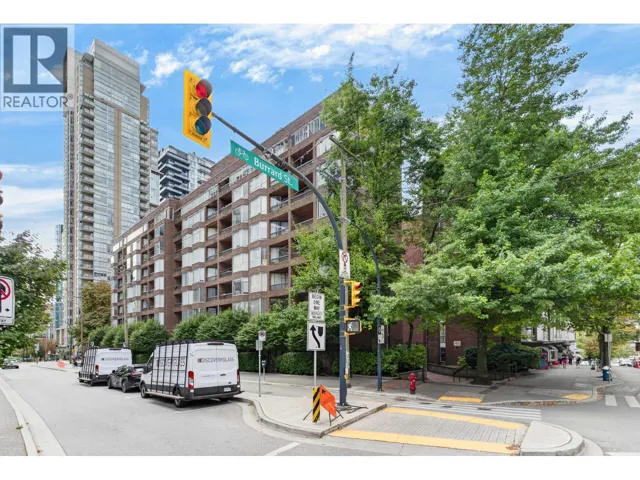 313 950 DRAKE STREET, Vancouver, British Columbia V6Z2B9