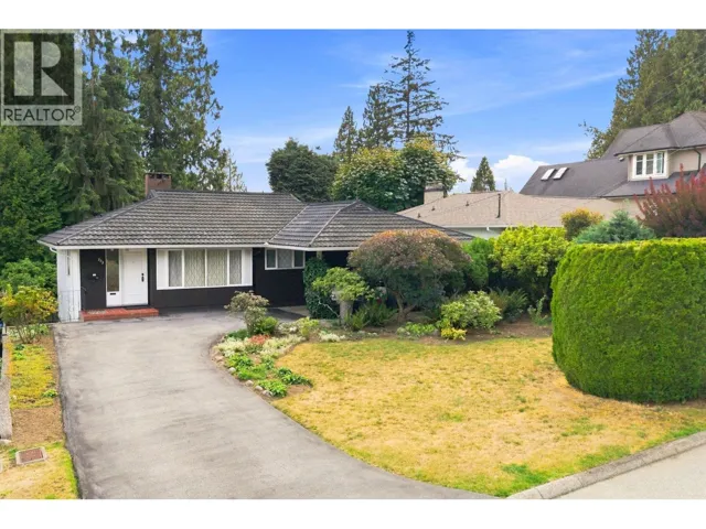 535 AILSA AVENUE, Port Moody, British Columbia V3H1A5