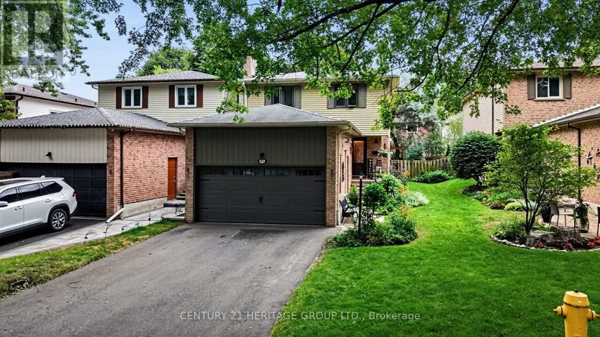 11 BISHOP CRESCENT, Markham (Markham Village), Ontario L3P4N4
