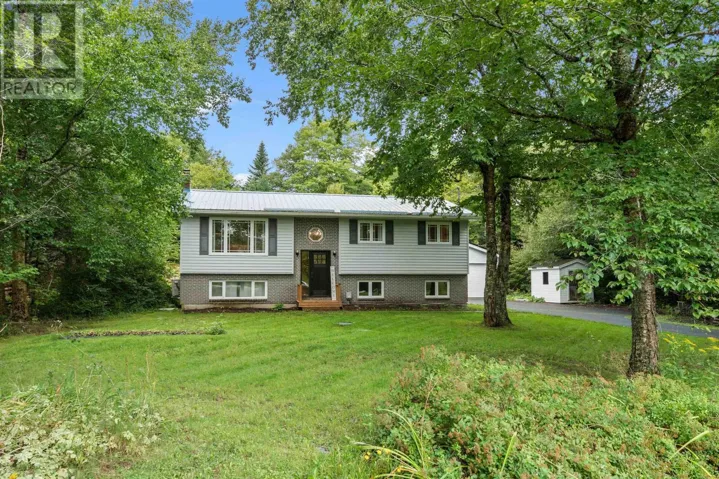 7 Brian Andrew Street, Lake Echo, Nova Scotia B3E1M4