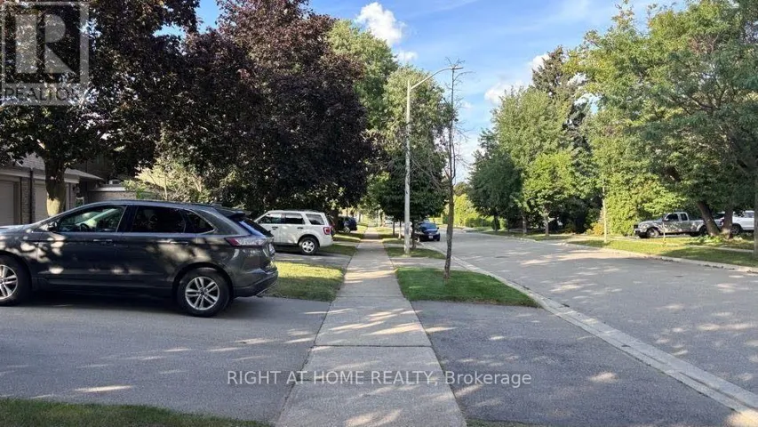 584 FORESTWOOD CRESCENT, Burlington (Appleby), Ontario L7L4K3