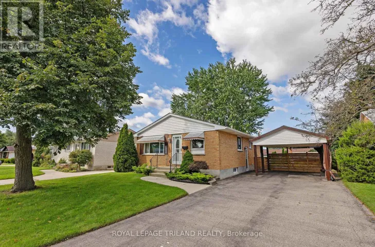 16 SPARTA STREET, St. Thomas, Ontario N5R5G9