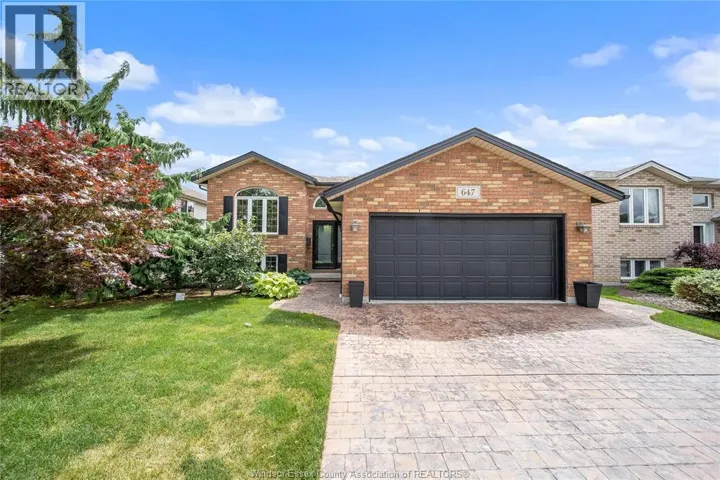 647 ALPENROSE COURT, Windsor, Ontario N9G2X7