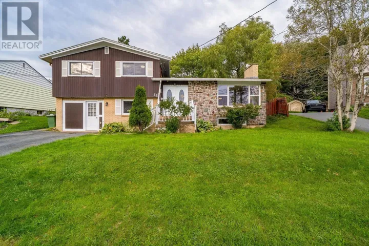 43 Lynn Drive, Dartmouth, Nova Scotia B2Y3V8