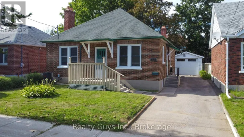 590 MCCANNAN AVENUE, Peterborough (Town Ward 3), Ontario K9J4J6