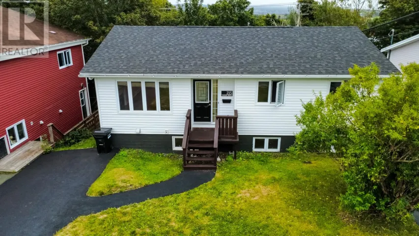 215 Canada Drive, St John's, Newfoundland & Labrador A1E4A2