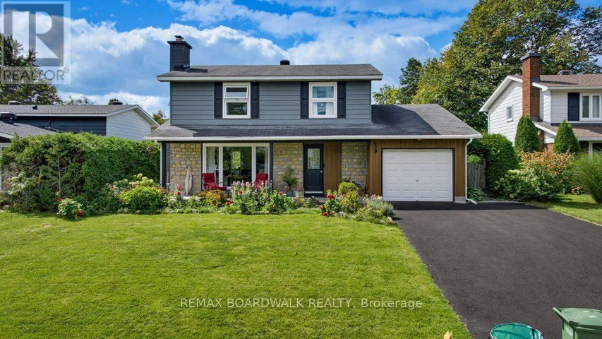 39 WELKIN CRESCENT, Ottawa, Ontario K2E5M4