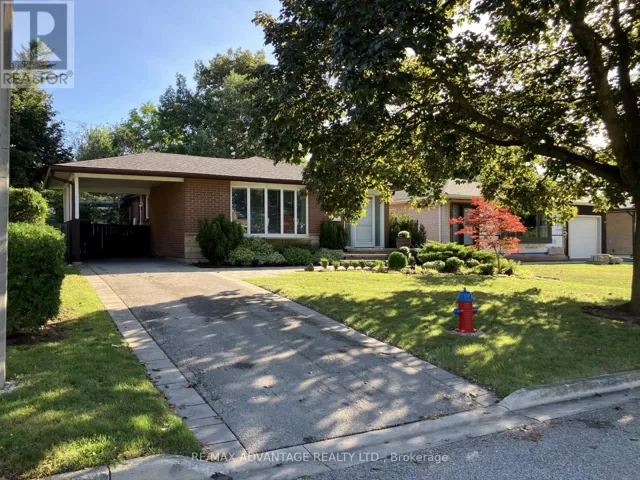 581 GALWAY DRIVE, Burlington (Shoreacres), Ontario L7L2S6