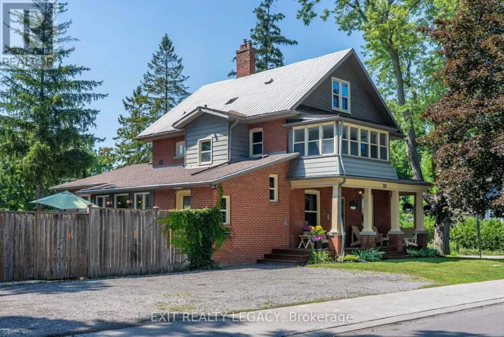 126 TEMPERANCE STREET, Aurora (Aurora Village), Ontario L4G2R4