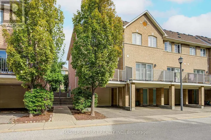 272 - 23 OBSERVATORY LANE, Richmond Hill (Observatory), Ontario L4C0M7