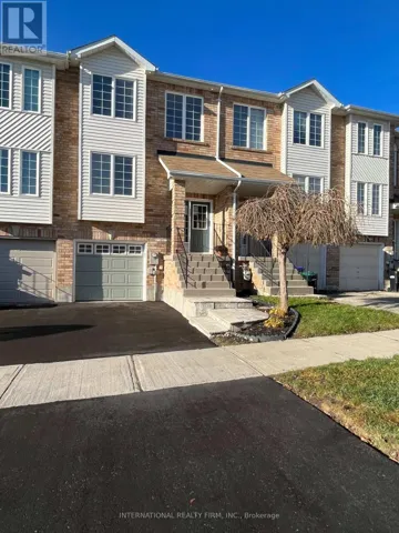 44 NATALE COURT, Bradford West Gwillimbury (Bradford), Ontario L3Z3B1