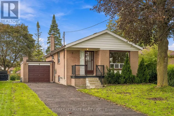 4 MORAY PLACE, Toronto (Wexford-Maryvale), Ontario M1R2E2