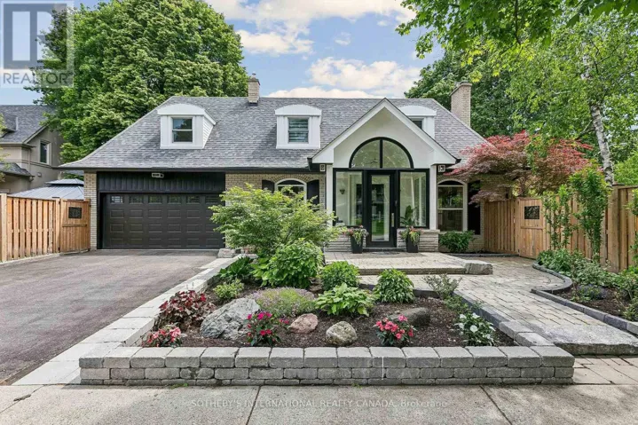35 SHADWICK DRIVE, Toronto (Willowridge-Martingrove-Richview), Ontario M9R2V6