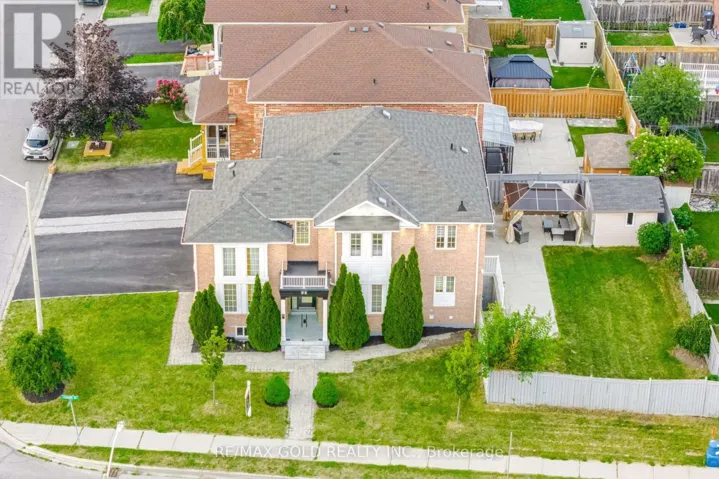 71 LEAGATE STREET, Brampton (Fletcher's Meadow), Ontario L7A3J4