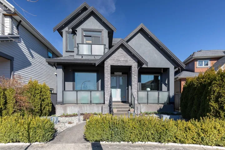 17457 2B AVENUE, Surrey, British Columbia V3Z6R9