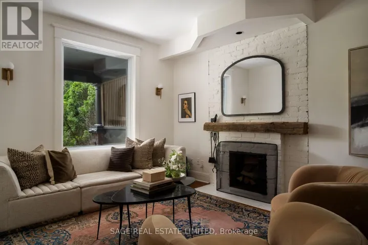 121 GLENDALE AVENUE, Toronto (Roncesvalles), Ontario M6R2T3