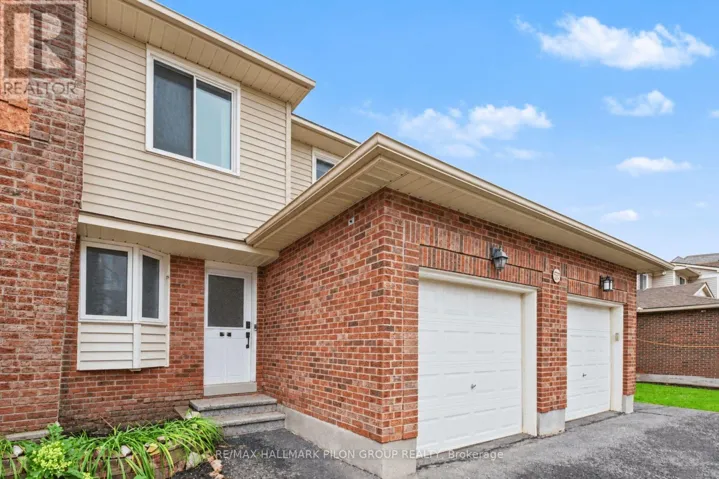 B - 106 VALLEY STREAM DRIVE, Ottawa, Ontario K2H9E1