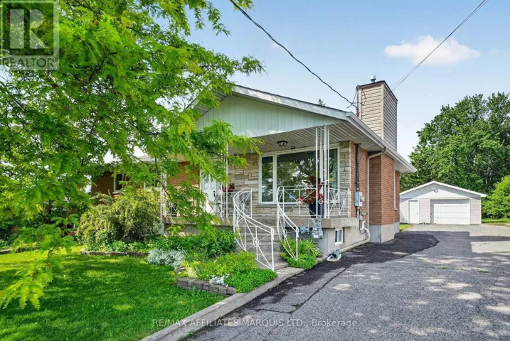 2706 ROSS AVENUE, Cornwall, Ontario K6K1E5