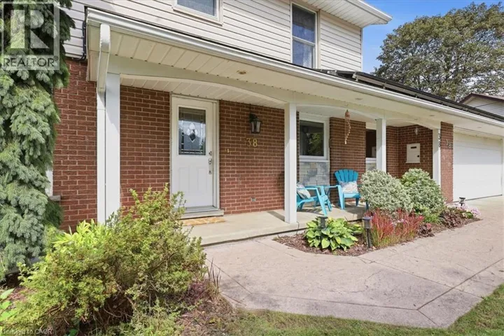 38 LYLE Place, Kitchener, Ontario N2B2J6