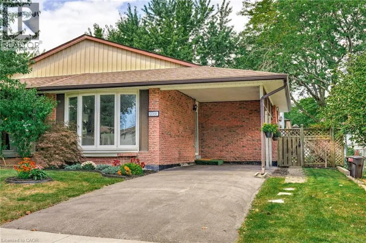 2358 GREENBANK Trail, Burlington, Ontario L7P3S8