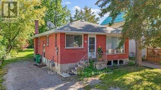 547 ALBERT STREET, Peterborough (Town Ward 3), Ontario K9J4N7