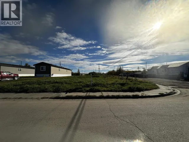 8703 74 STREET, Fort St. John, British Columbia V1J2T5