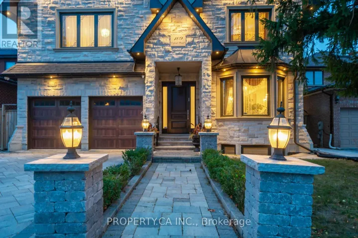 109 OXFORD STREET, Richmond Hill (Mill Pond), Ontario L4C4L6