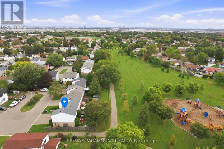 16 GLENEADEN COURT, Brampton (Northgate), Ontario L6S2J7