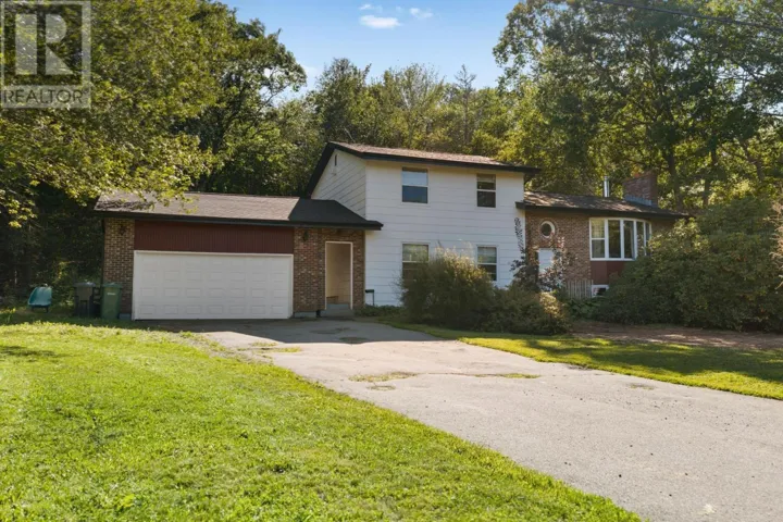 183 Tantallon Crescent, Upper Tantallon, Nova Scotia B3Z1C7