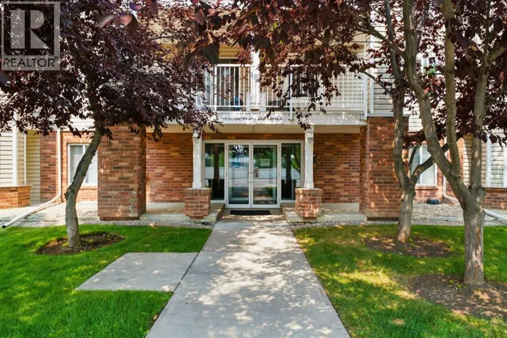 102, 17 Country Village Bay NE, Calgary, Alberta T3K5Z3