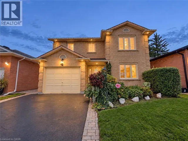 1236 THORPE Road, Burlington, Ontario L7S2C9