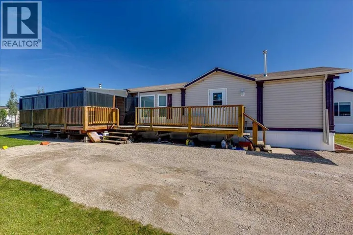 116, 15 Mackenzie Ranch, Lacombe, Alberta T4L0B4