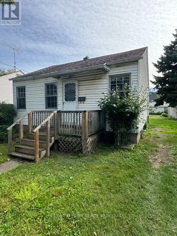 62 SHAKESPEARE AVENUE, St. Catharines (Haig), Ontario L2R6K1